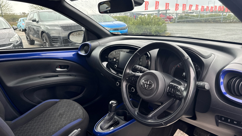 Toyota Aygo X 1.0 VVT-i Edge 5dr Auto Petrol Hatchback